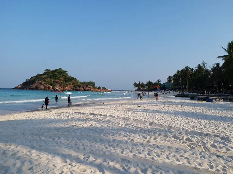 热浪岛海滩