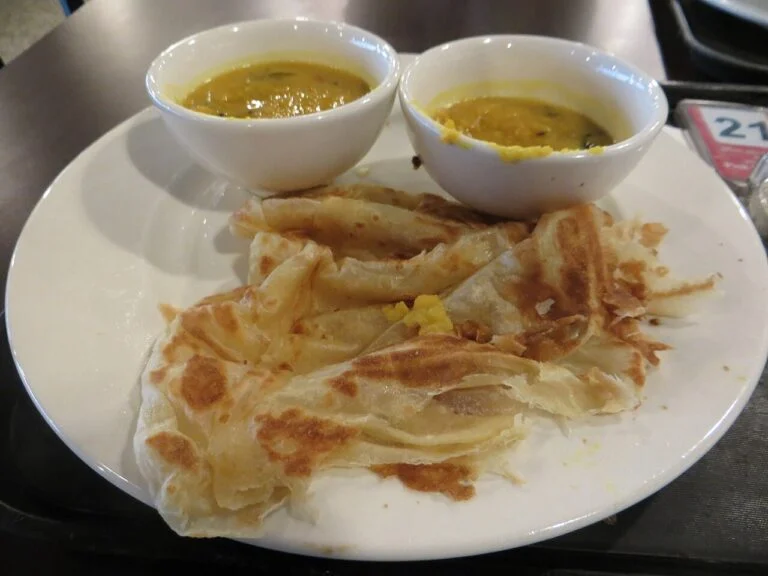 吉隆坡印度煎饼与豆咖喱